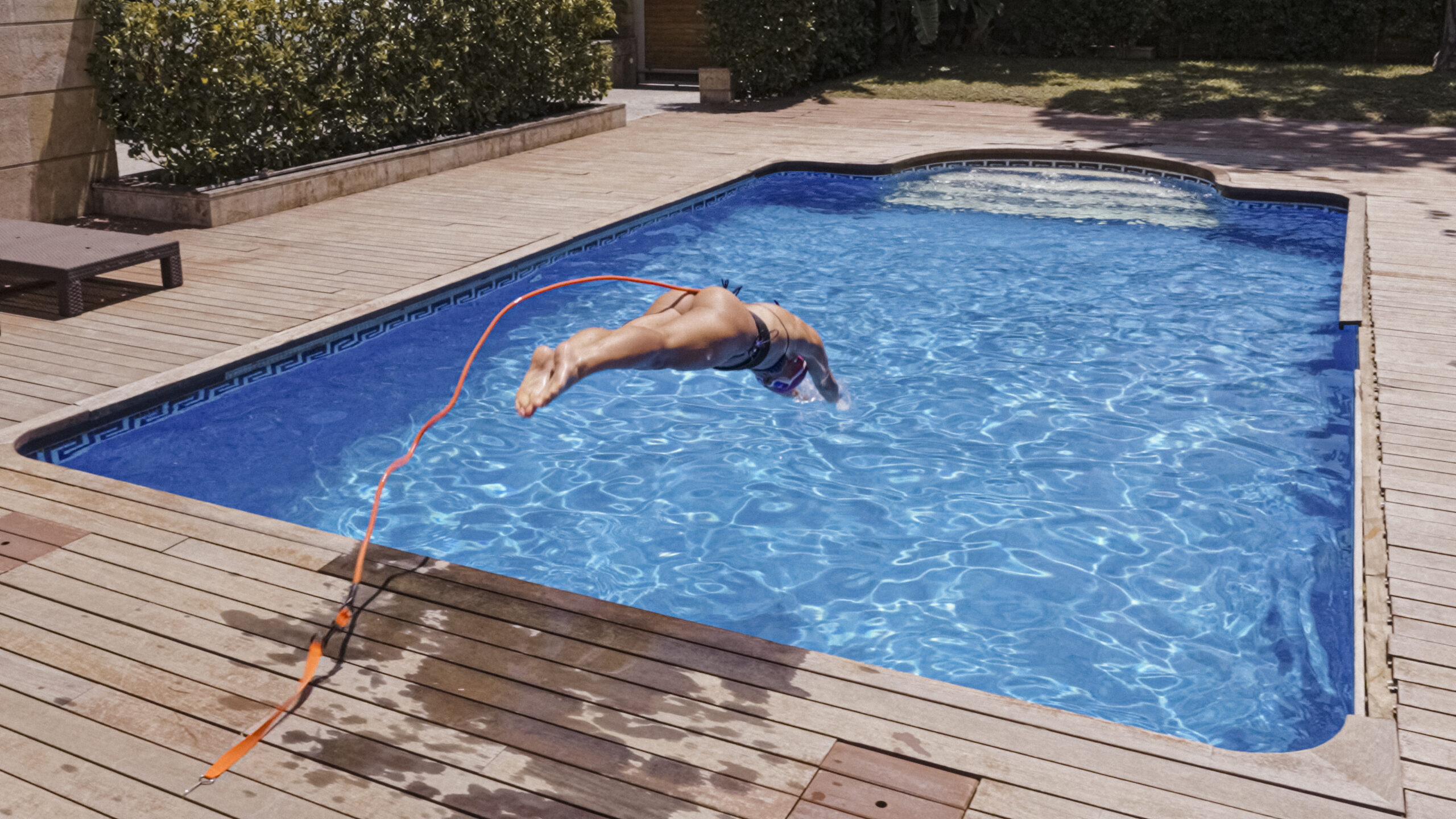 frame-03 Λαστιχο Κολύμβησης για μικρές πισίνες Buddyswim Stationary Swim Training Belt - Image 1